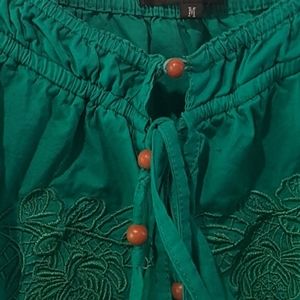 Gorgeous Boho Top with Embroidery size medium